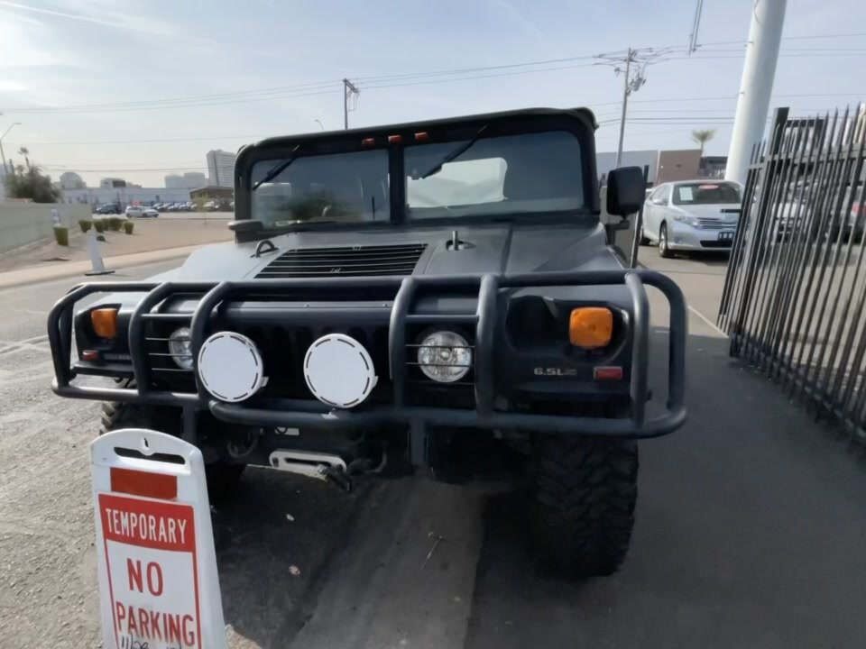 HUMMER H1