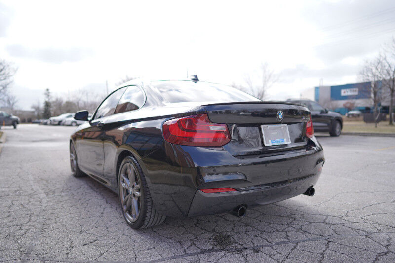BMW M235i