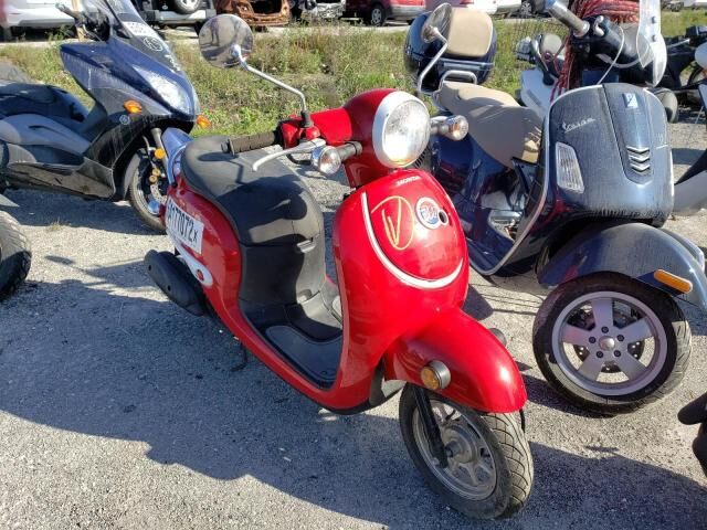 Honda NCW50/Metropolitan