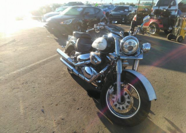 Suzuki VL800