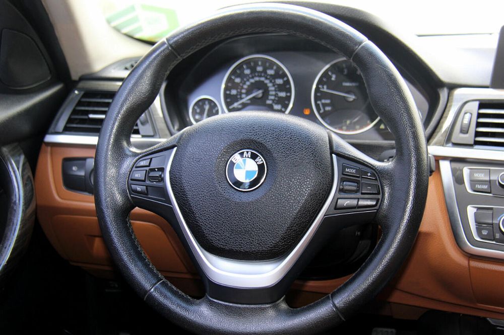 2012 BMW 328i