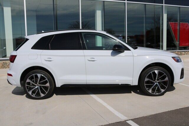2023 Audi SQ5