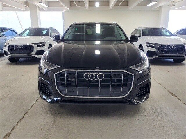 2023 Audi Q8