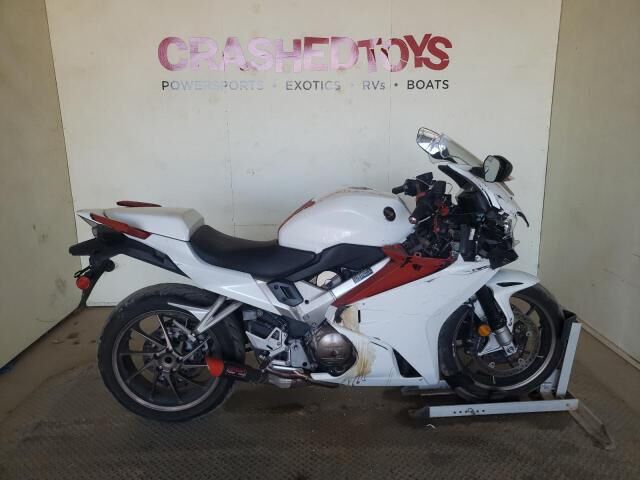 Honda VFR800F (INTERCEPTOR)