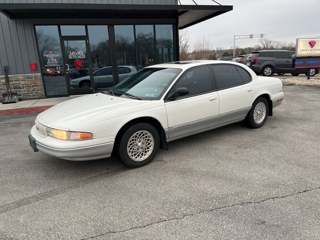 Chrysler LHS