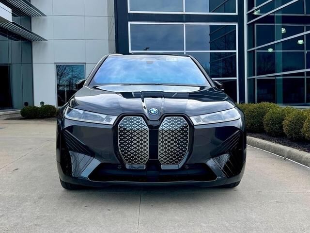 2023 BMW iX