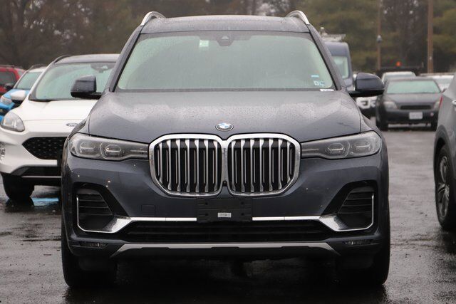2021 BMW X7