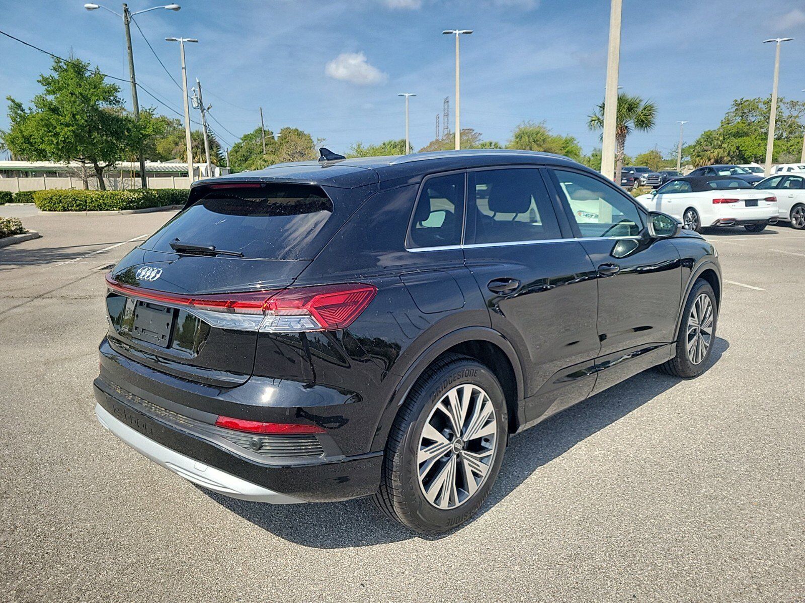 2023 Audi Q4