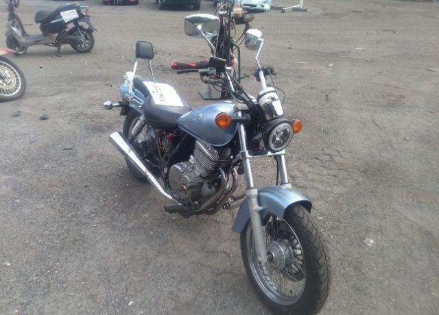 Suzuki GZ250