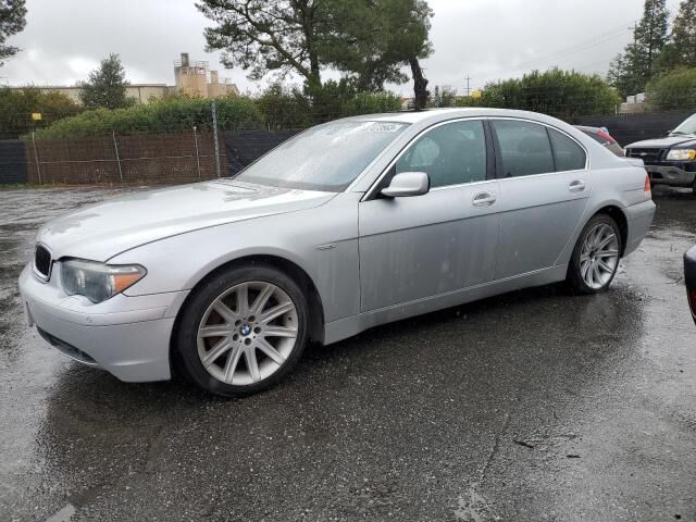 BMW 745i