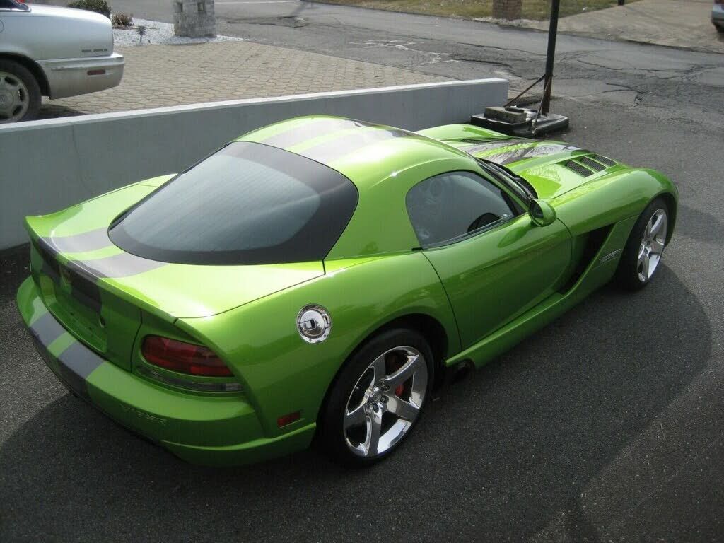 Dodge Viper