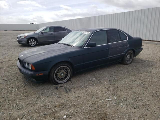 BMW 530i