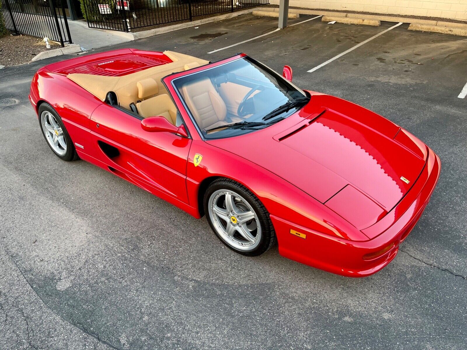 Ferrari F355