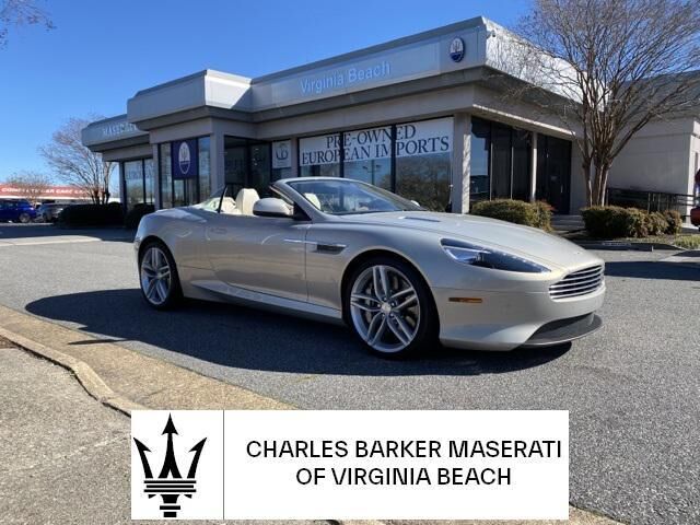 Aston Martin DB9