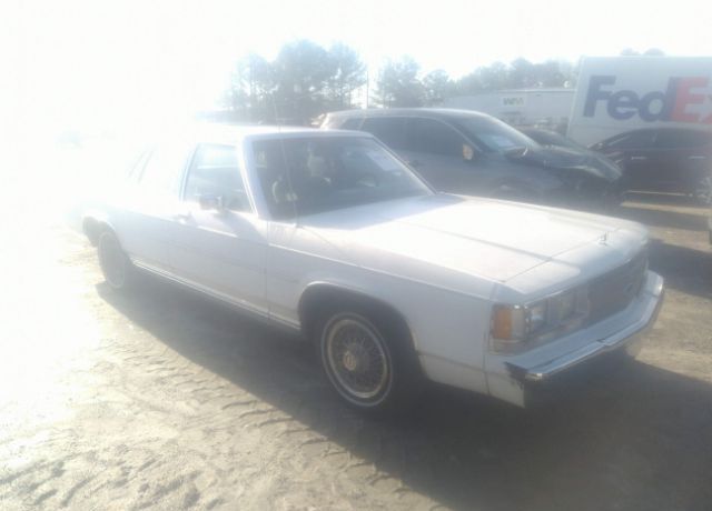 Ford Crown Victoria