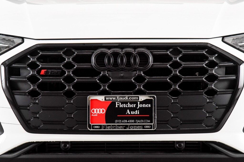 2023 Audi SQ5