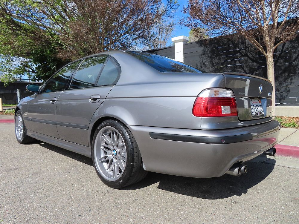 BMW M5