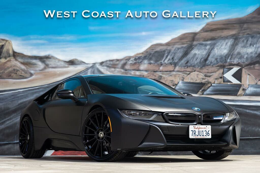 BMW i8