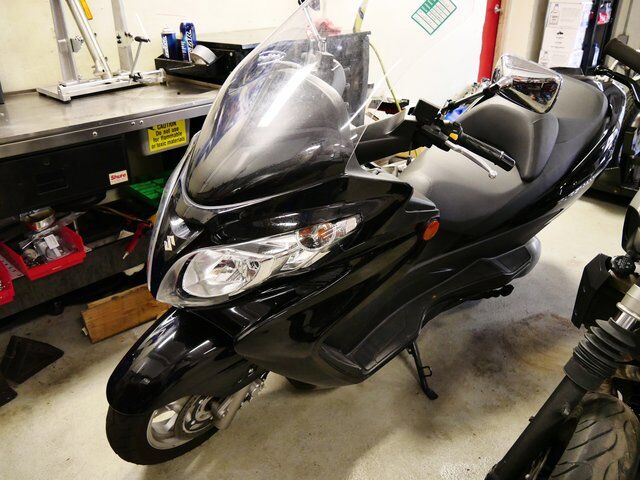 Suzuki AN400