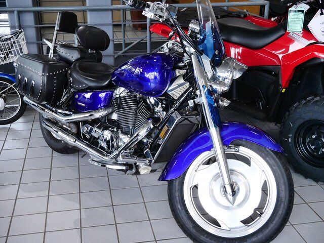 Honda VT1100C2 (SHADOW SABRE)