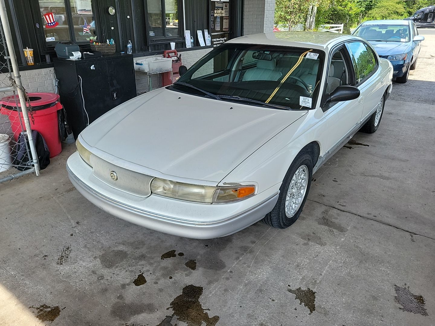 Chrysler LHS