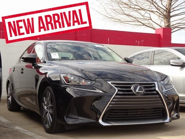 2020 LEXUS IS