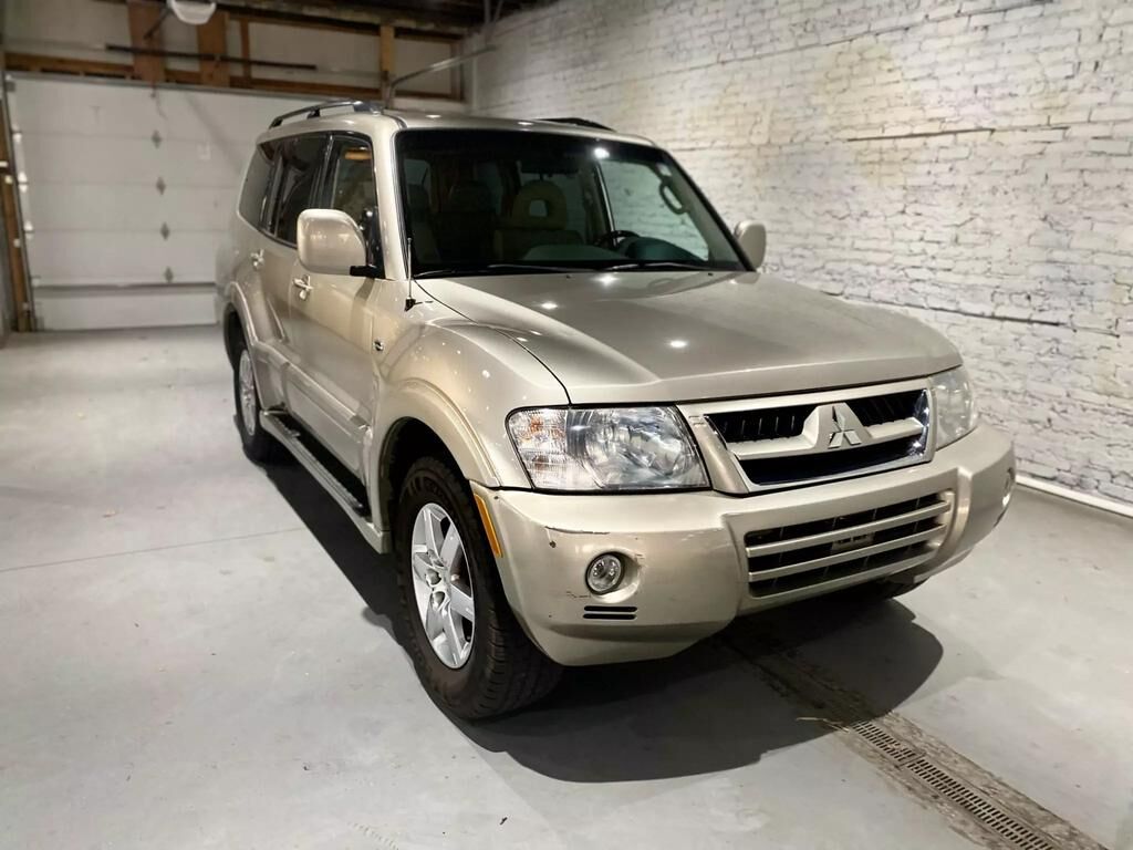 Mitsubishi Montero