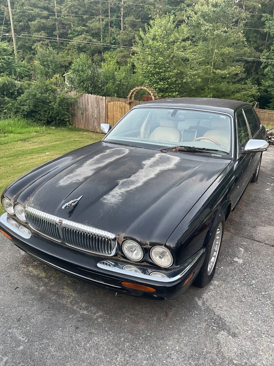 Jaguar Vanden Plas