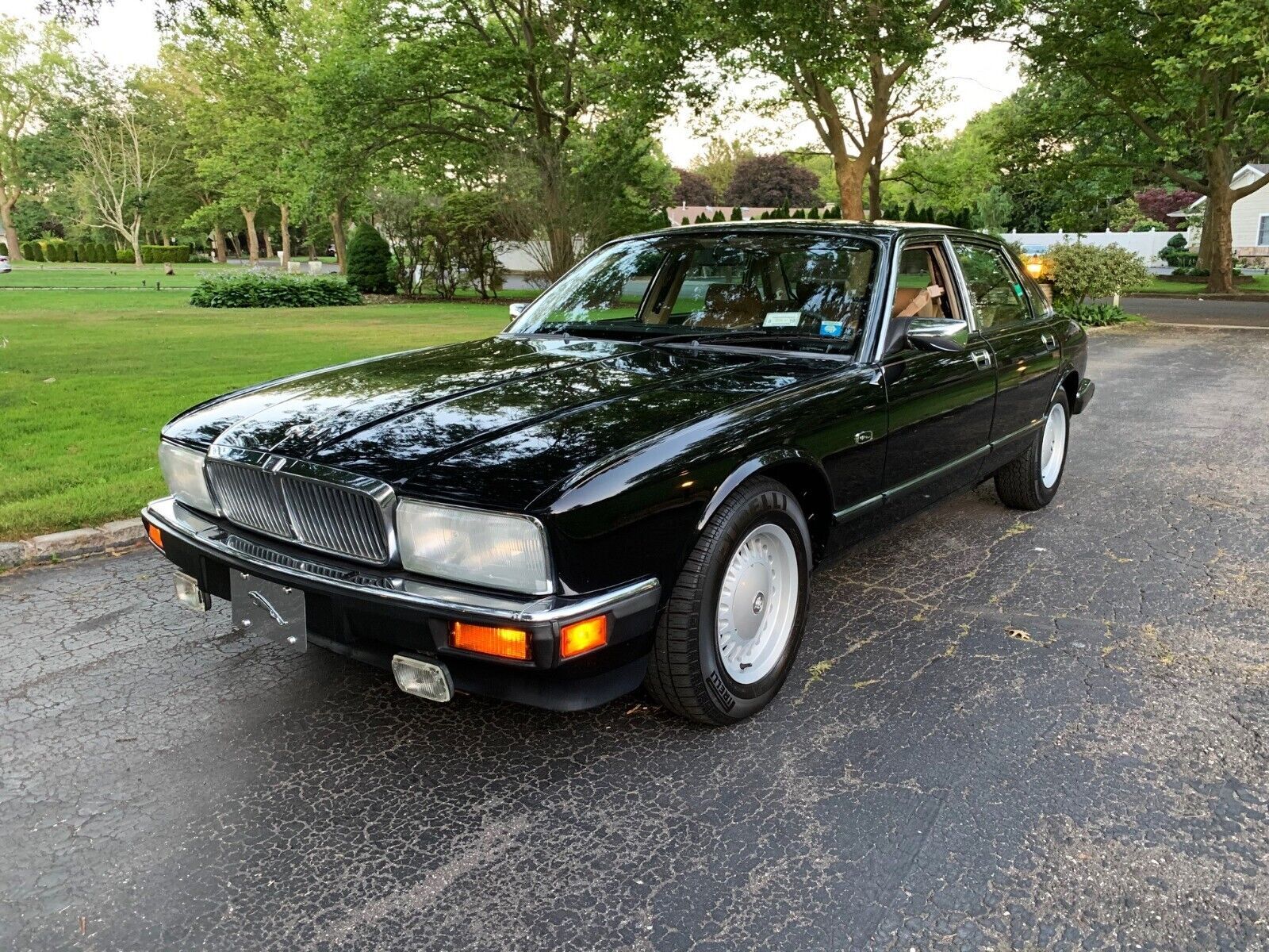 Jaguar XJ6