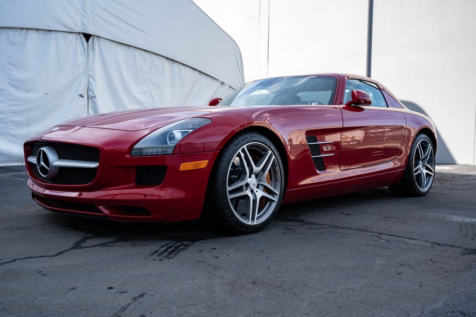 Mercedes-Benz SLS-Class