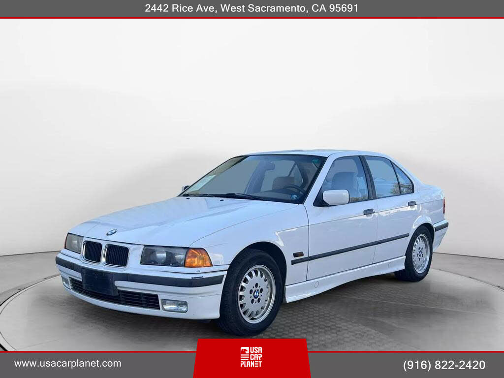 BMW 328i