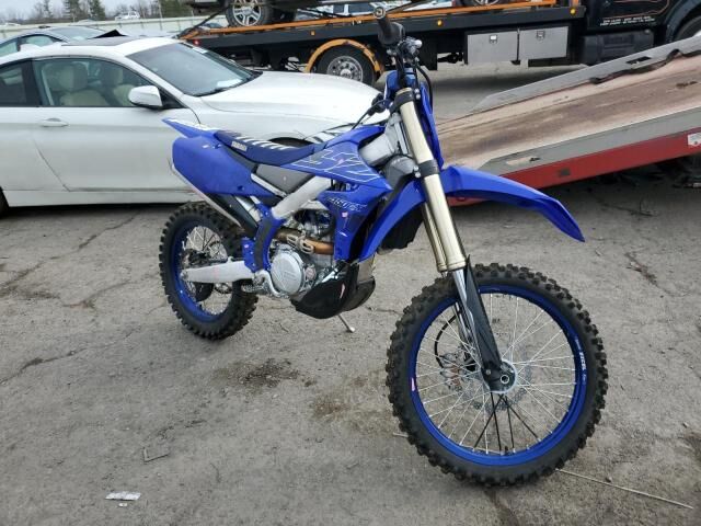 YAMAHA