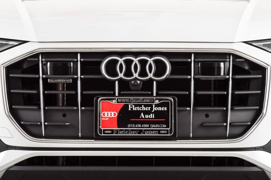 2023 Audi Q8