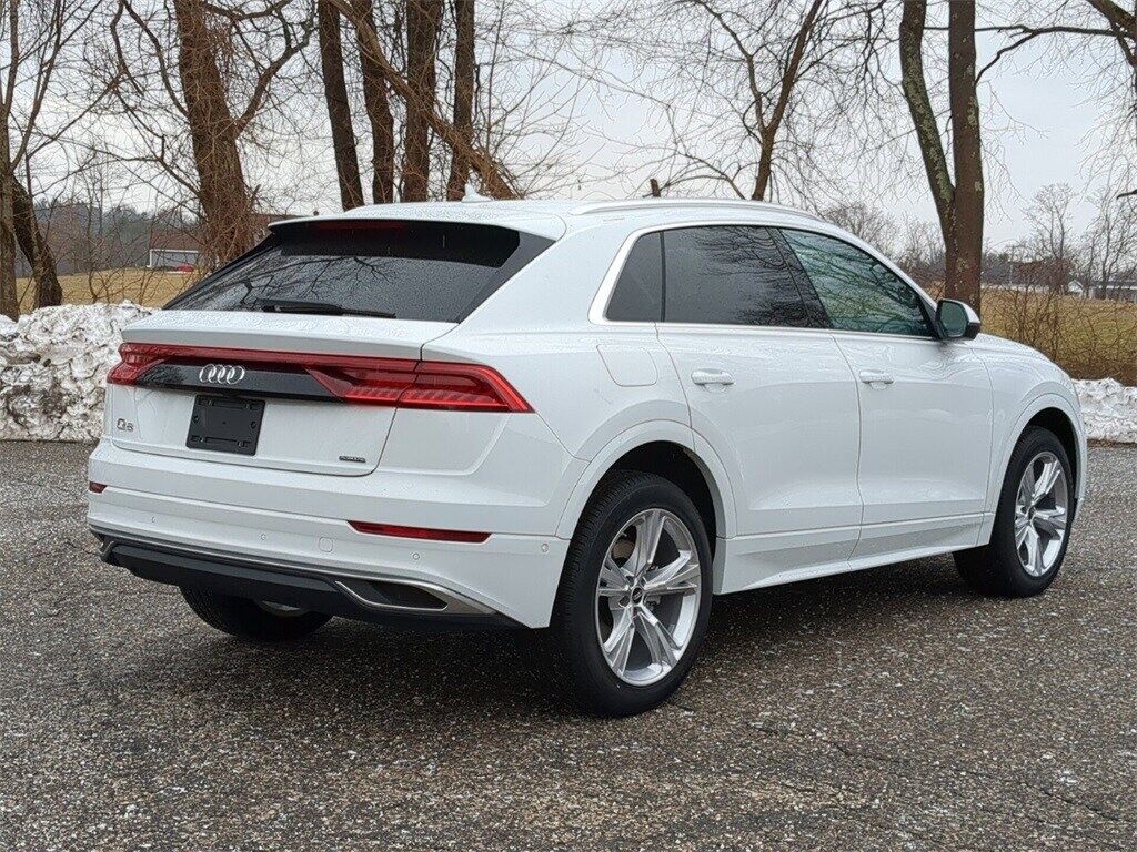 2023 Audi Q8