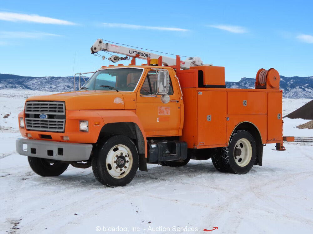 Ford F-700