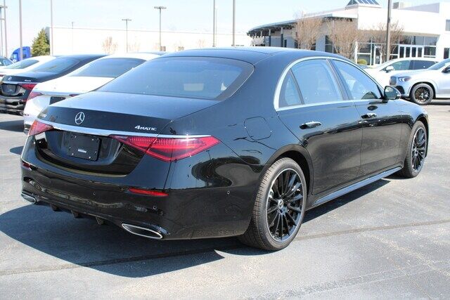 2022 Mercedes-Benz S-Class
