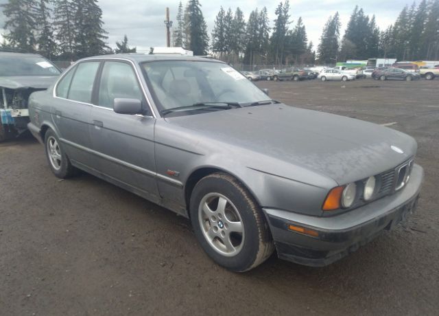 BMW 525i