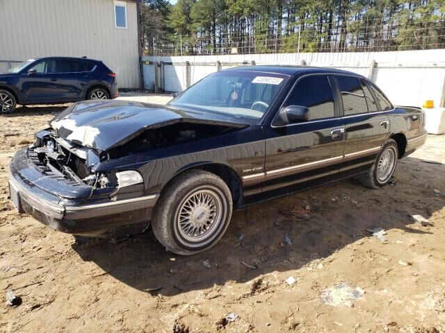 Ford Crown Victoria