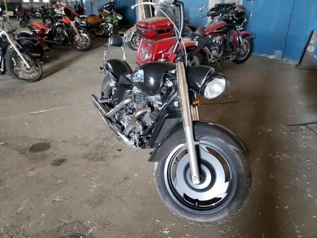 Honda VT1100C2 (SHADOW SABRE)