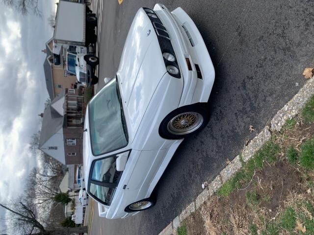 BMW 325iS