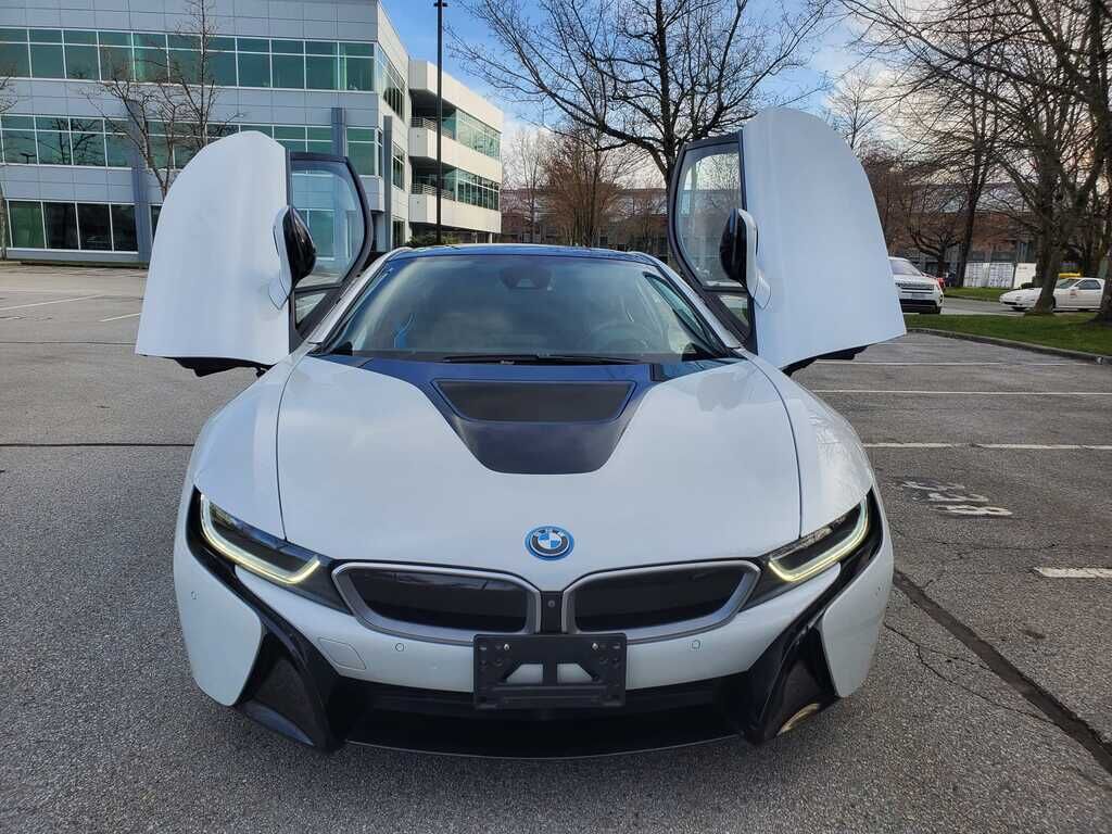 BMW i8