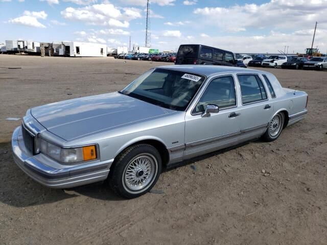 Lincoln Town Car