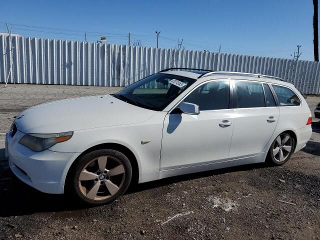 BMW 530xiT
