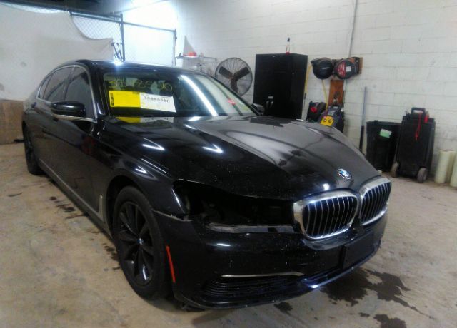 BMW 740i