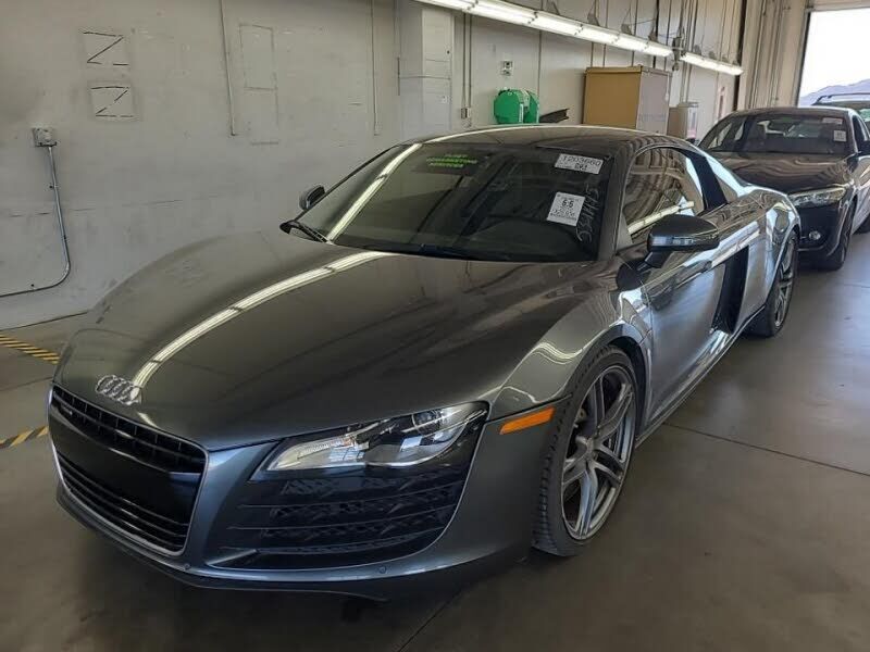 Audi R8