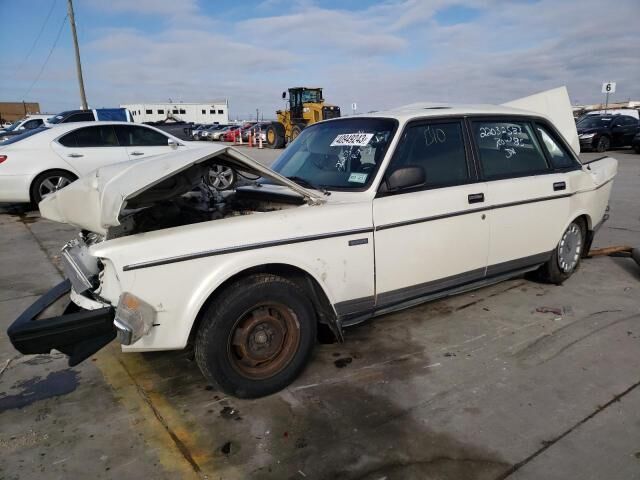 Volvo 240 Series
