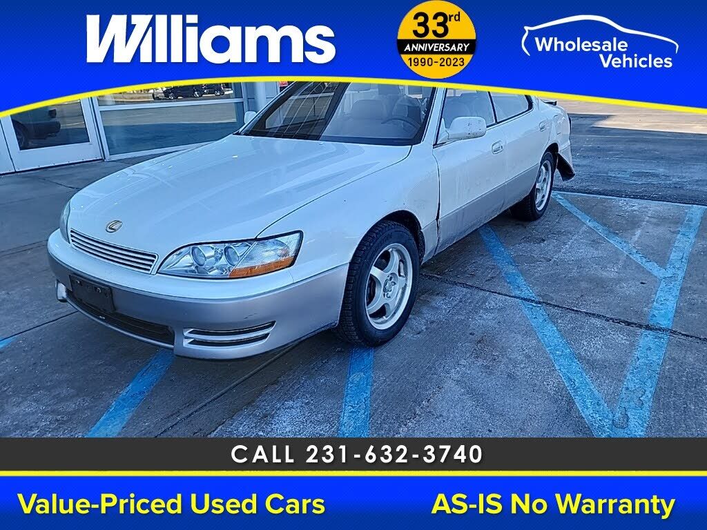 Lexus ES