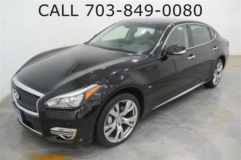 Infiniti Q70L