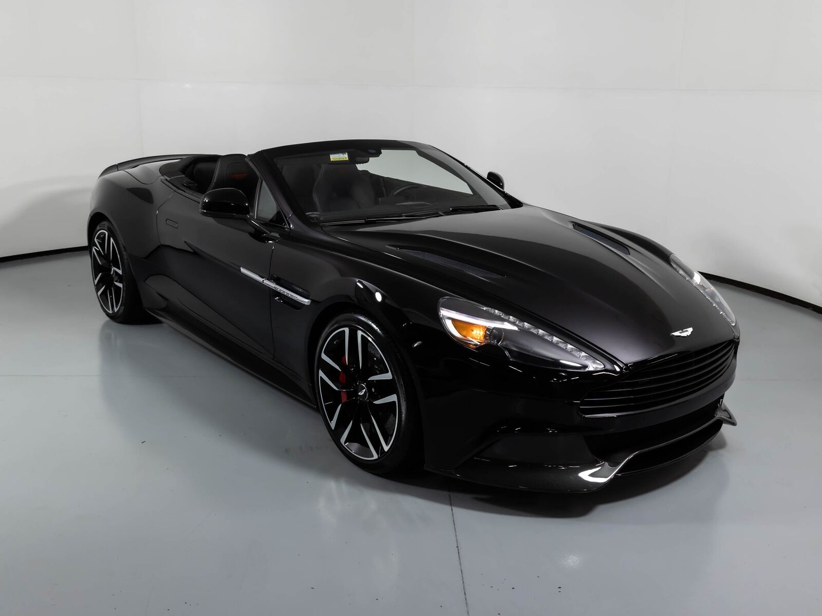 Aston Martin Vanquish