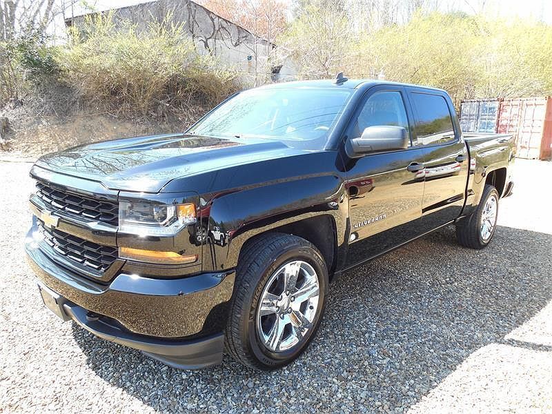 2018 CHEVROLET Silverado